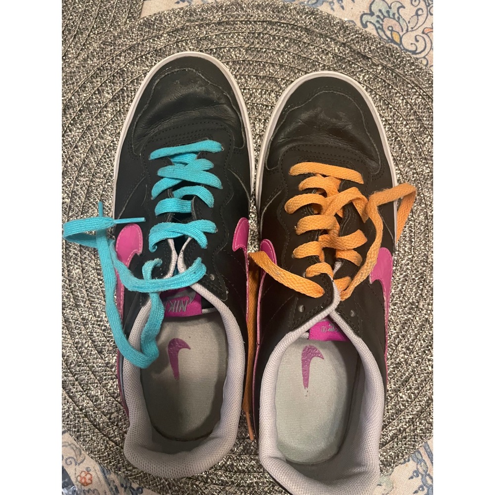 Nike Capri III Low LTR Black Pink Turquoise Orange 407992-050 Womens Size 9